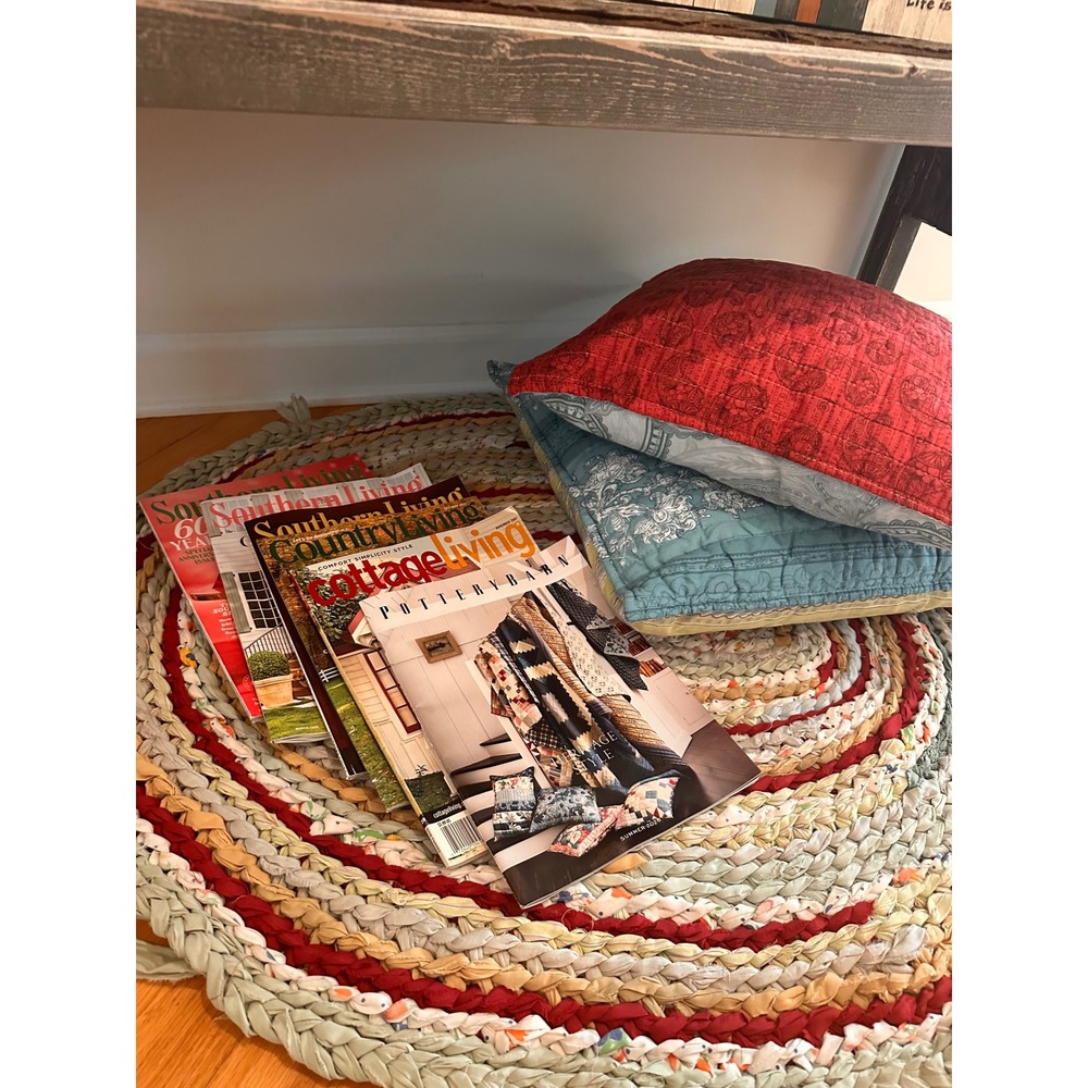 Handmade Round Braided Rag Rug 36in Quilted Pillows & Magazine Bundle Multi